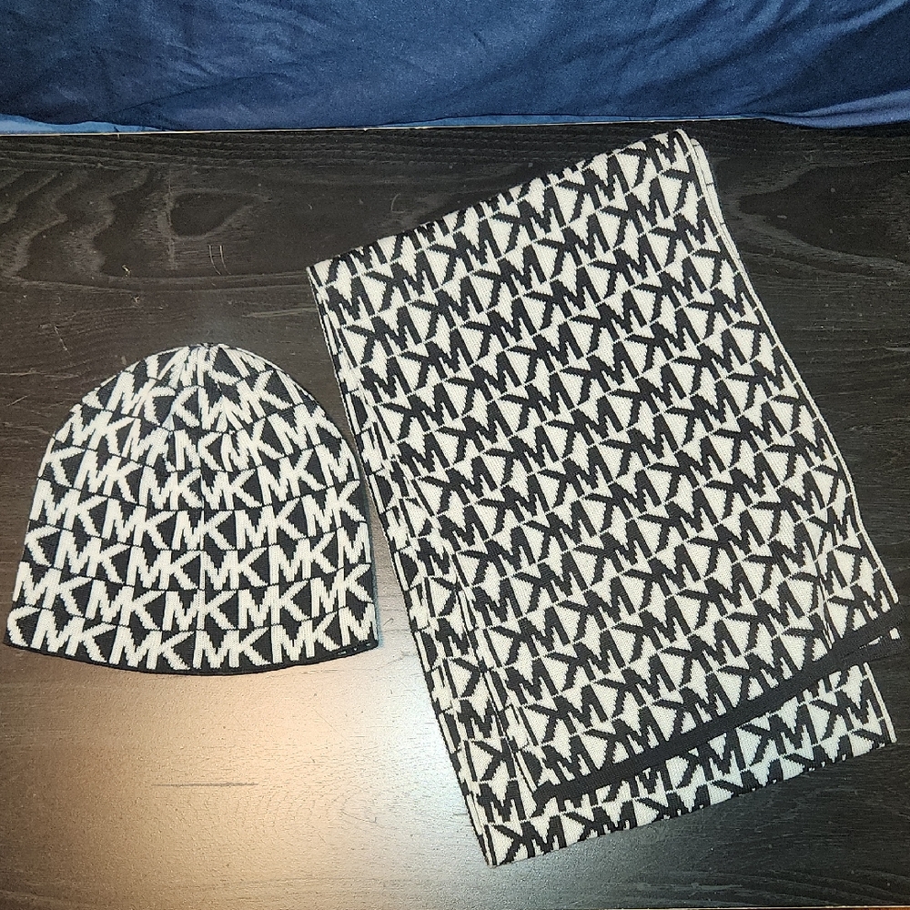 Michael Kors Monogram Black and White Hat and Scarf Set
